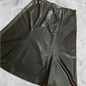 Mila & Milan Midi A-Line Skirt with Slit for Casual Wear